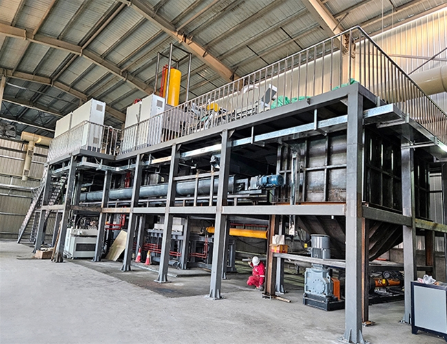 沈阳市政污泥脱水项目订购的，智能超高压叠层脱水机，顺利安装完工！