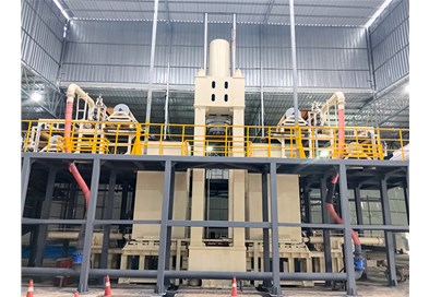 智能超高压叠层压滤机结构和工作流程