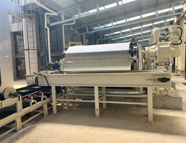 真空皮带脱水机